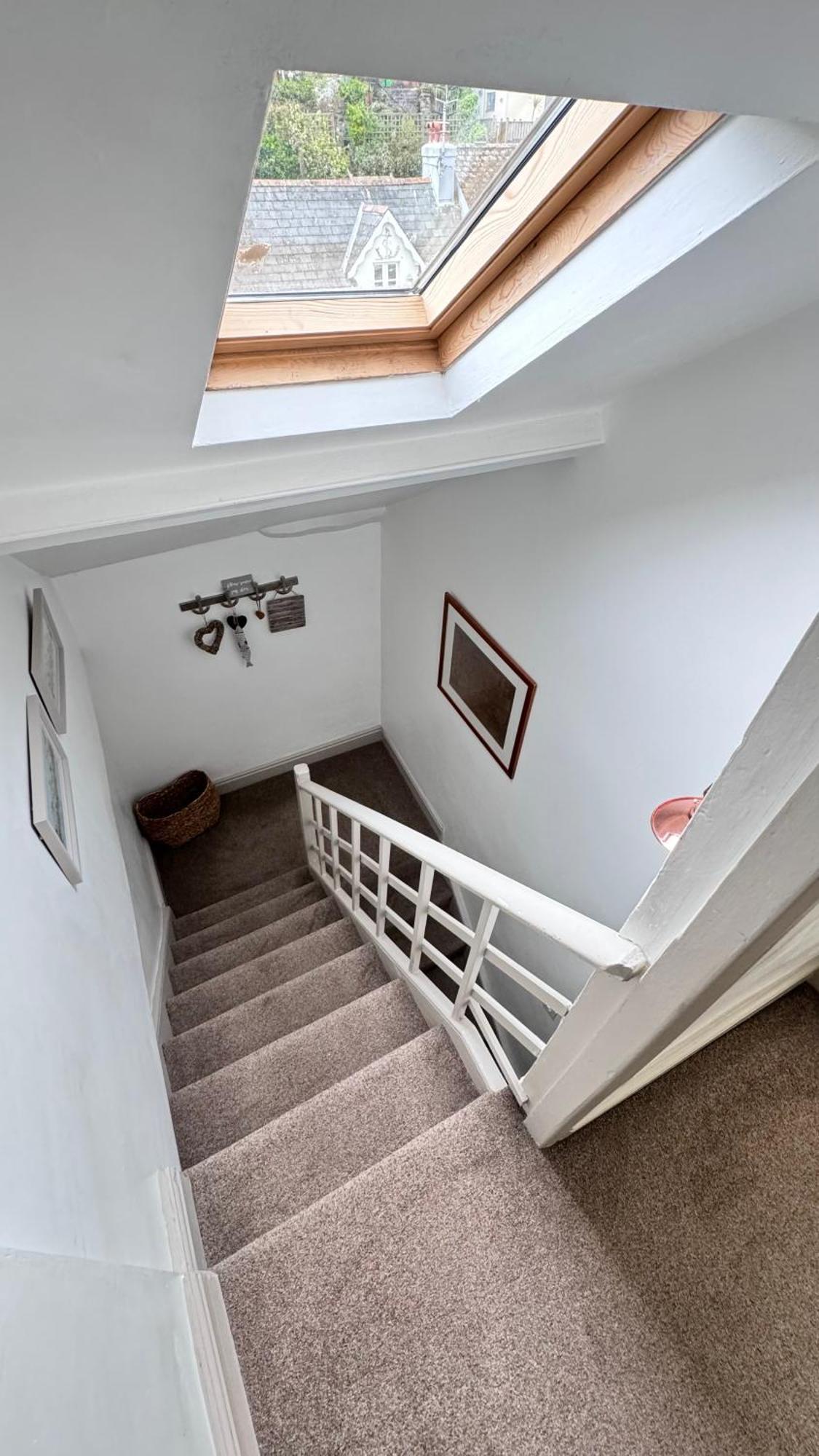 Nancie'S Place - Dartmouth Town Center With Private Parking - A Traditional Georgian Private Duplex Apartment - Beautifully Refurbished - Two Bedrooms, Bathroom, Kitchen And Lounge Diner المظهر الخارجي الصورة